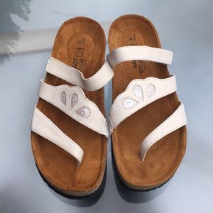 ✨Never worn✨ White and silver Birkenstocks